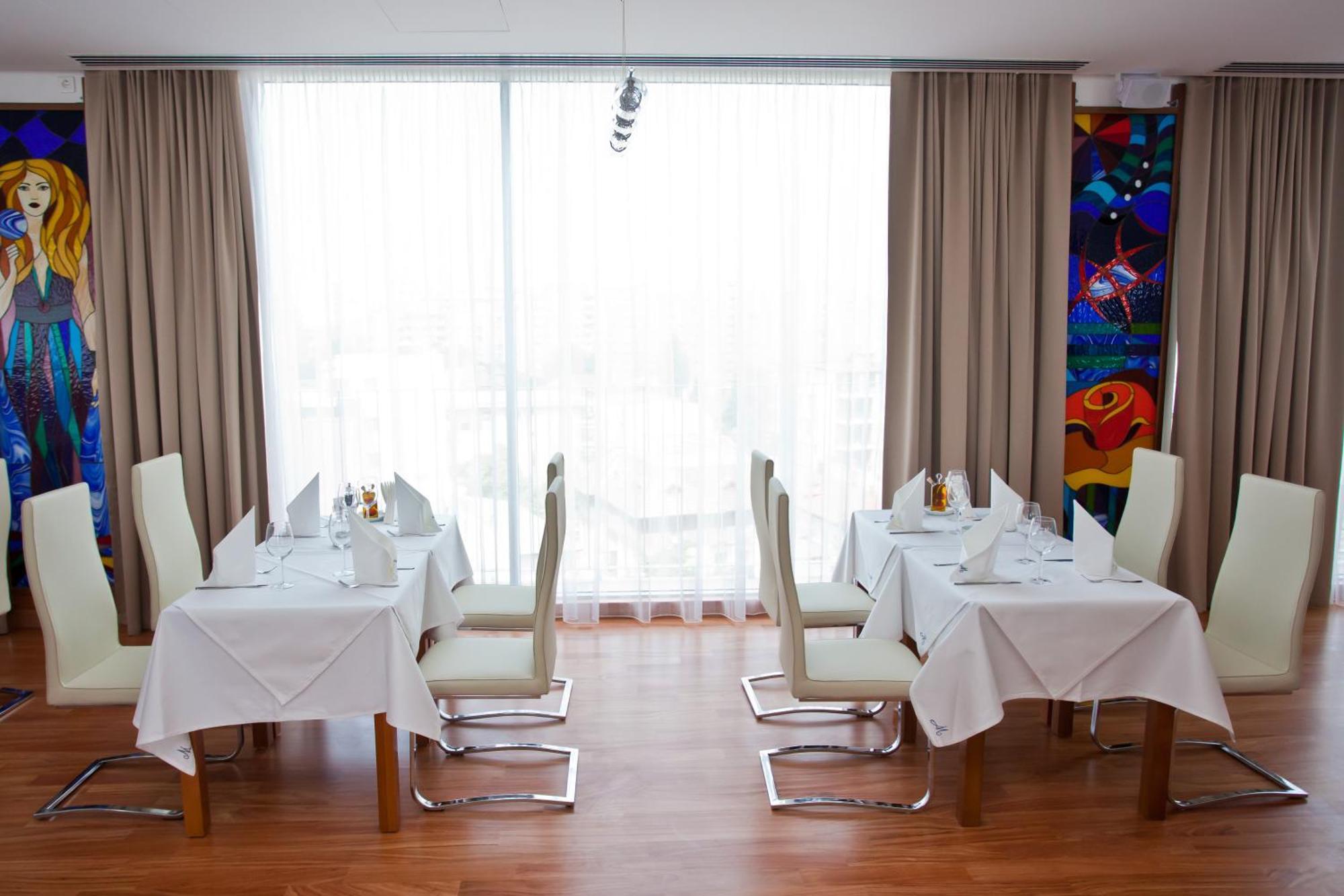 Hotel Marshal Garden Bucureşti